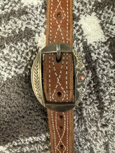 Load image into Gallery viewer, Layton Buckle on NM Nice Gunslinger Headstall
